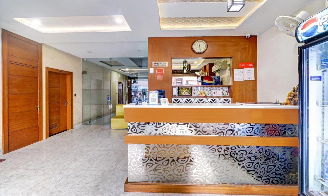 Itsy Hotels Anjali Mahal 500, Mtrs From Mathura Railway Station Εξωτερικό φωτογραφία