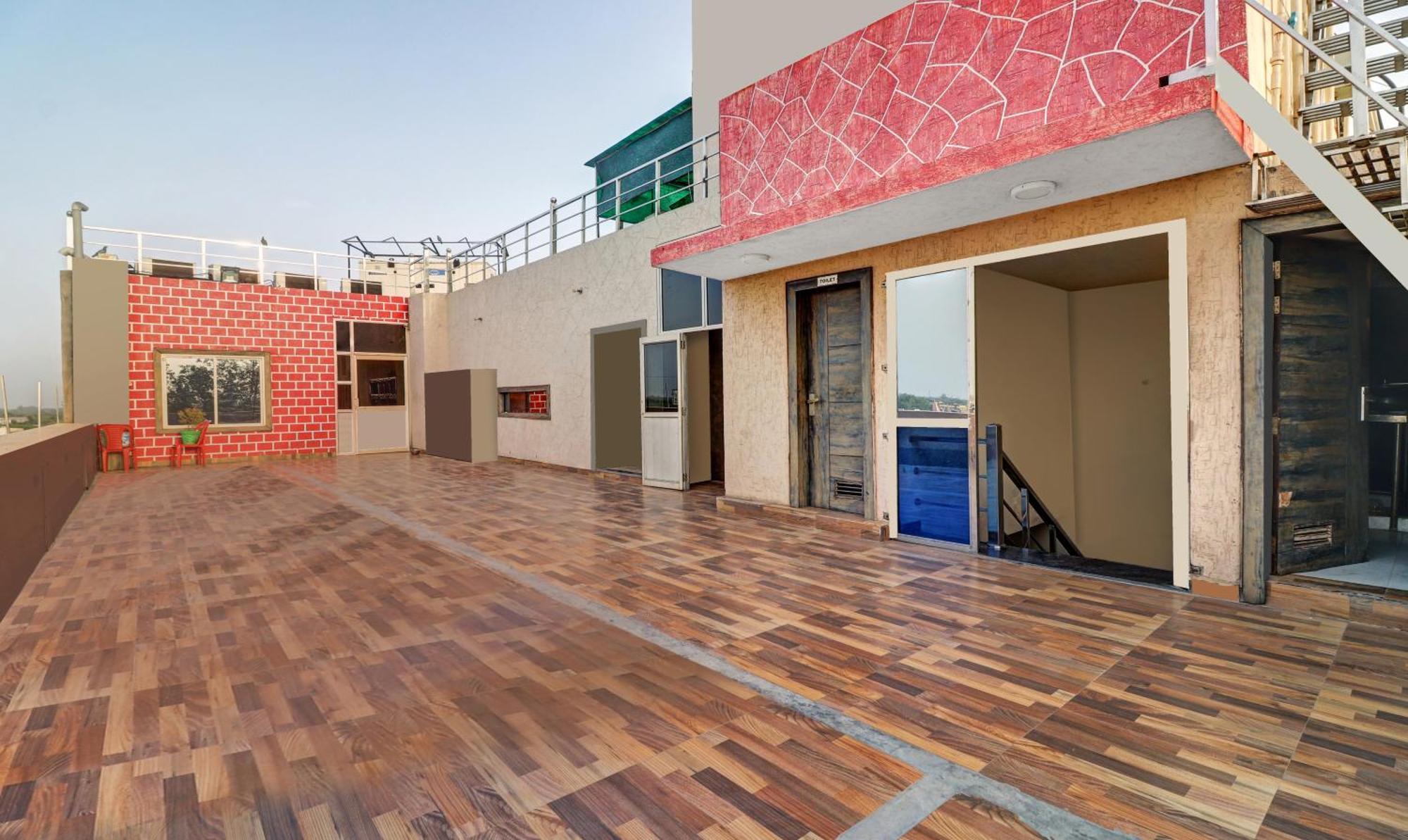 Itsy Hotels Anjali Mahal 500, Mtrs From Mathura Railway Station Εξωτερικό φωτογραφία