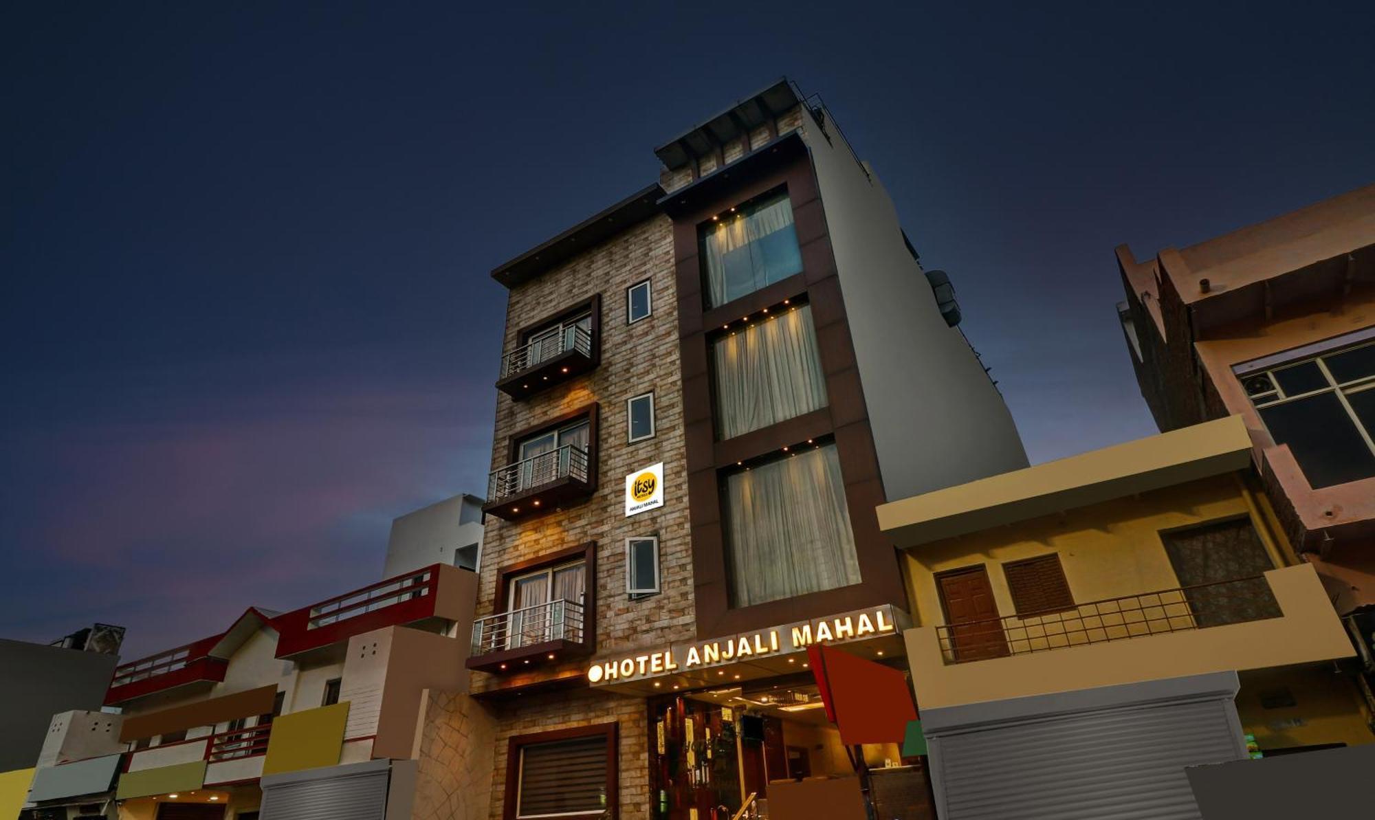 Itsy Hotels Anjali Mahal 500, Mtrs From Mathura Railway Station Εξωτερικό φωτογραφία